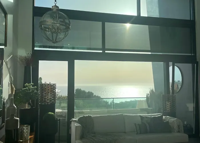 Sunshine アパート エリセイラ